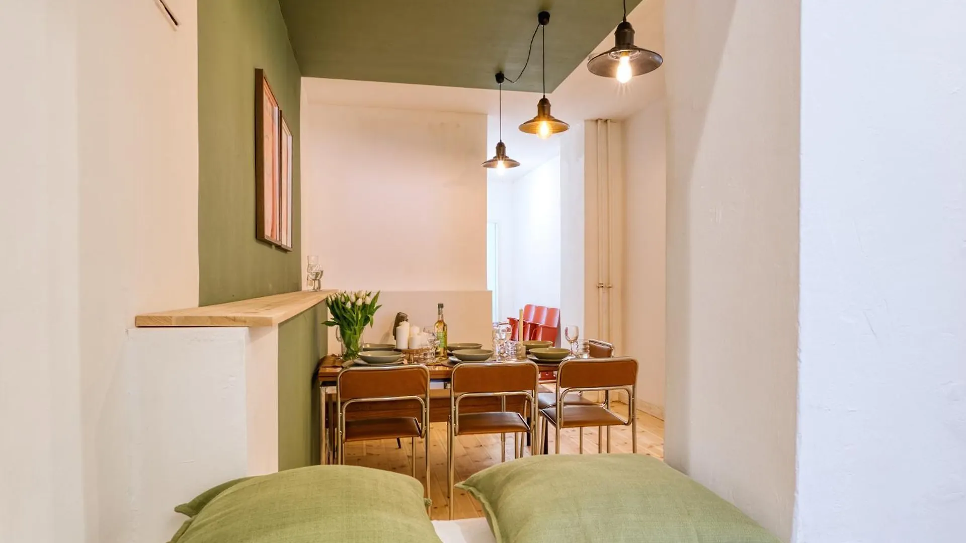 Mitten Im Kreuzberger Kiezleben - Geraeumig & Charmant - 3 Sz Auf 140Qm Berlin 0*,  Germany